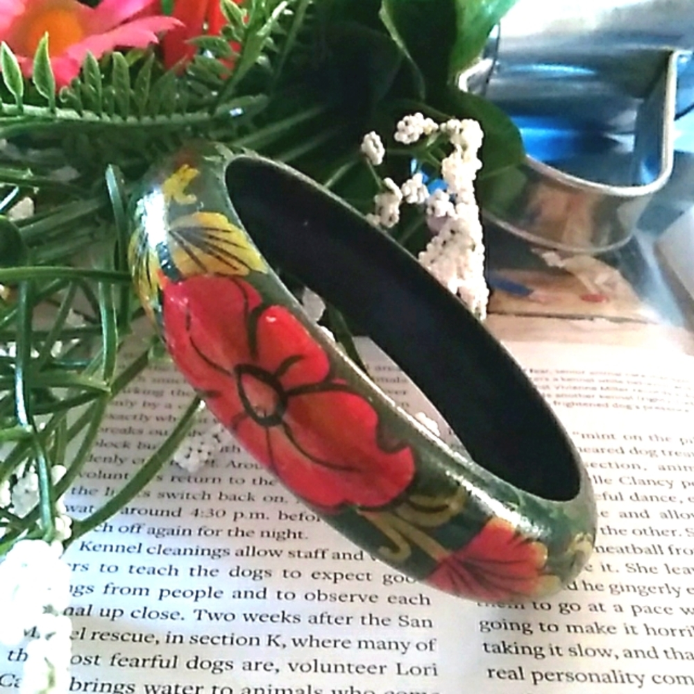 Vintage Wood Floral Painted Bangle Bracelet